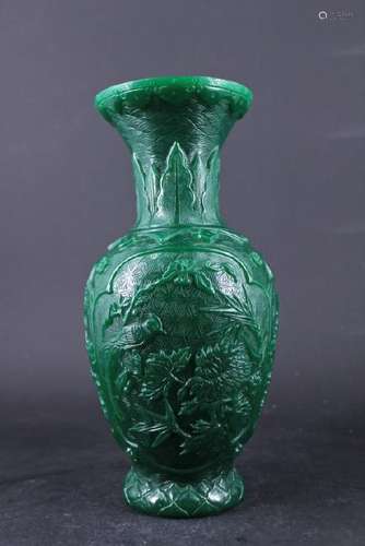 Large Chinese Qing Peking Glass Floral Vase