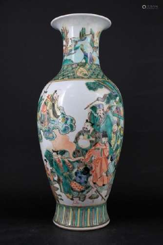 Chinese Qing Porcelain Famille Rose Vase