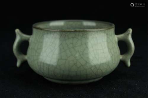 Chinese Song Porcelain Crackle Brush Pot
