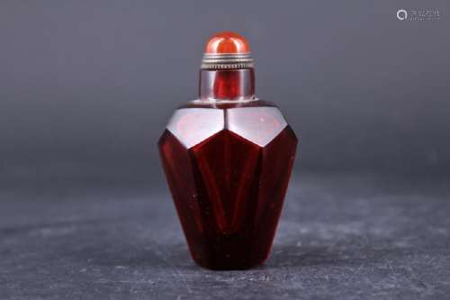 Qing Peking Glass Snuff Bottle