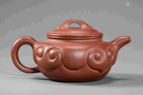 QING DYNASTY RUYI CLOUD PATTERN PURPLE CLAY TEAPOT