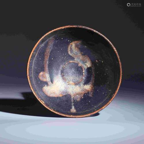 JIZHOU KILN FLOWER PATTERN SAUCER