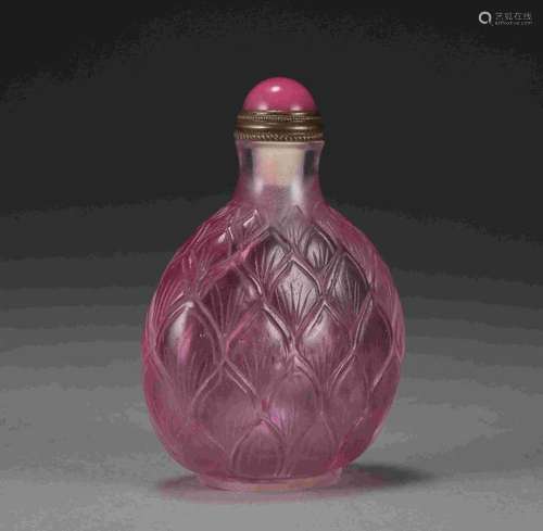 QING DYNASTY COLORED GLAZED SNUFF BOTTLE