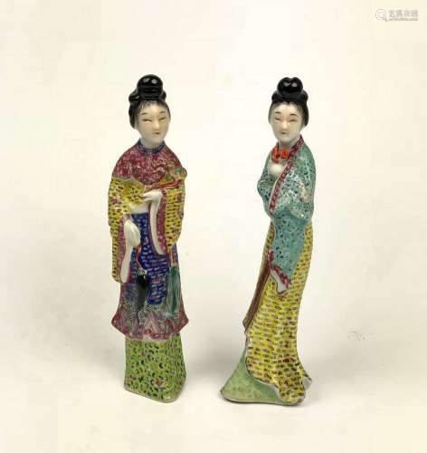PAIR OF PORCELAIN FIGURES OF LAdy