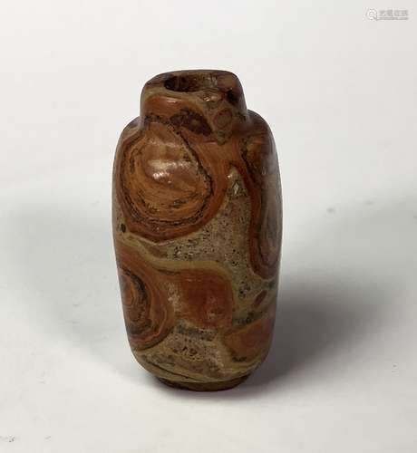 A STONE SNUFF BOTTLE