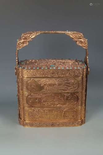 A GILT-SILVER CARVED BOX AND COVER, QIANLONG MARK