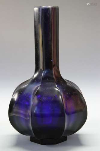 A BLUE PEKING GLASS BOTTLE VASE, QIANLONG MARK