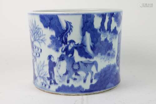 A LARGE 18TH C.  BLUE AND WHITE BRUSH POT