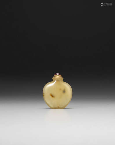 1750-1880 AN AGATE SNUFF BOTTLE