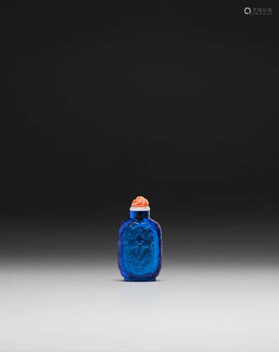 Likely Imperial Glassworks, Beijing, 1760-1820 A SAPPHIRE BLUE GLASS SNUFF BOTTLE