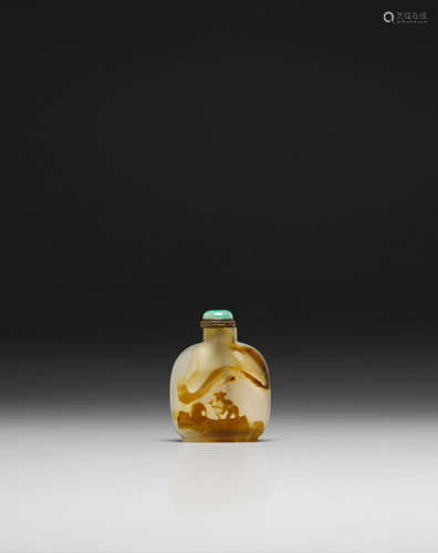 1750-1850 A SHADOW AGATE 'BOATMAN' SNUFF BOTTLE