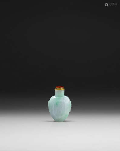 1780-1880 A lavender and green jadeite faceted snuff bottle