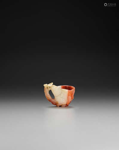 Qing dynasty A carnelian 'lingzhi' libation cup