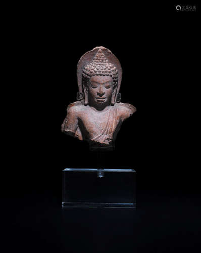 CENTRAL THAILAND, DVARAVATI PERIOD, 7TH/8TH CENTURY  A TERRACOTTA BUST OF BUDDHA