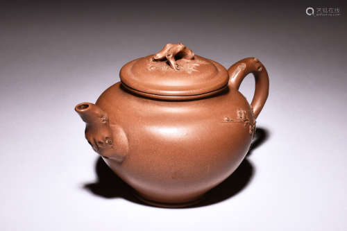 YIXING ZISHA 'FLOWERS' TEAPOT