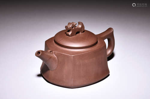 YIXING ZISHA HEXAGONAL 'MYTHICAL BEAST' TEAPOT