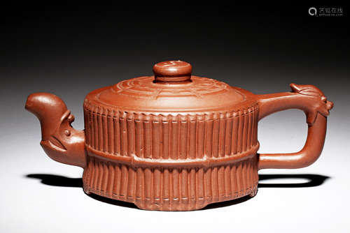 YIXING ZISHA 'MYTHICAL BEAST' BAMBOO BUNDLE TEAPOT