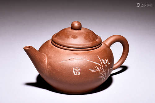 YIXING ZISHA 'FLOWERS' TEAPOT