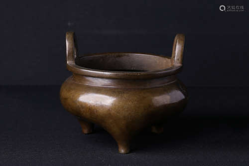 BRONZE CAST TRIPOD CENSER WITH HANDLES