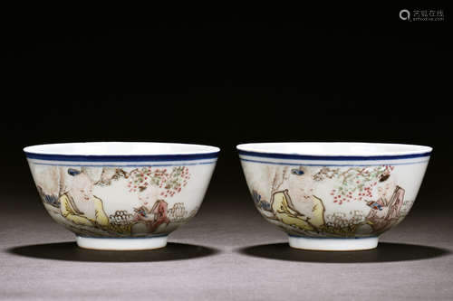 ZHU SHAOQUAN: PAIR OF FAMILLE ROSE BOWLS