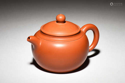 YIXING ZISHA ROUND TEAPOT