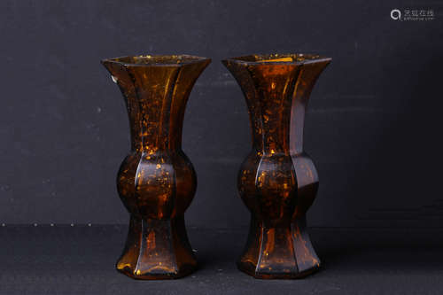 PAIR OF SPLASH GILT GLASS VASES, GU