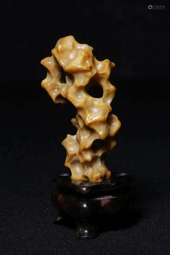 NATURALISTIC STONE CARVED SCHOLAR STONE FIGURE WITH STAND