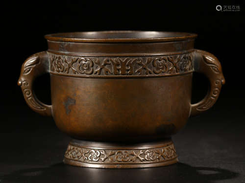 A BRONZE CASTED DRAGON PATTERN EAR CENSER