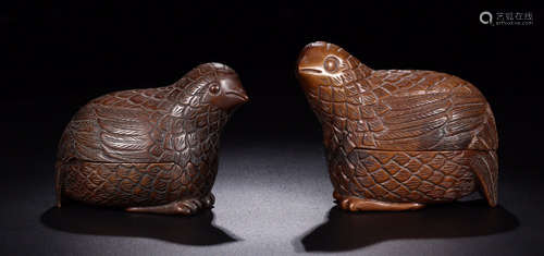 PAIR CHENXIANG WOOD CARVED BIRDS SHAPED BOX