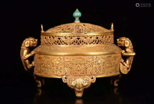 A GILT BRONZE DOUBLE DRAGON HOLDER EAR CENSER