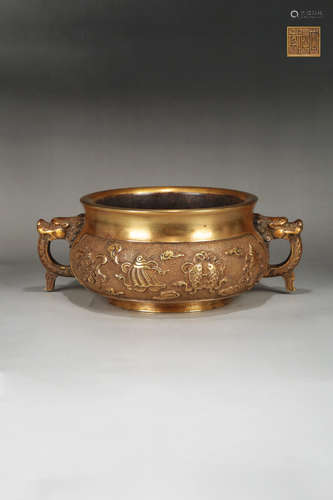 A GILT BRONZE CASTED DOUBLE EAR CENSER