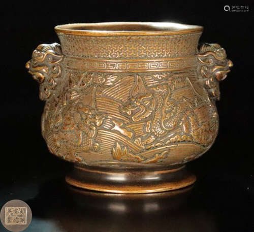 A BRONZE CASTED DRAGON PATTERN EAR CENSER