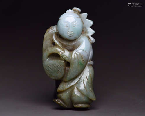 A JADEITE CARVED CHILD SHAPED PENDANT