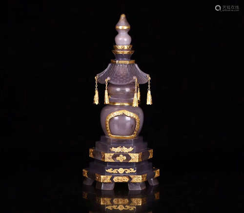 A AGATE CARVED BUDDHIST STUPA