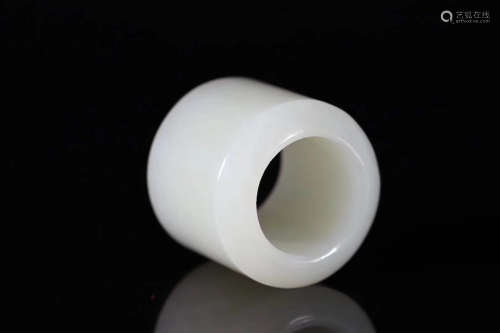 A HETIAN WHITE JADE ARCHER RING