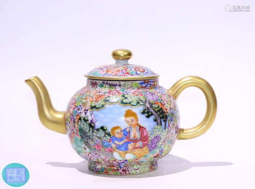 A GILDED CLOISONNE FLORAL PATTERN POT