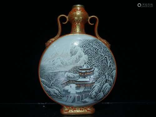 An Exquisite Famille Rose Porcelain Moonflask