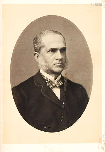 Doctor in Medicine: and Other Papers on Professional Subjects. New York: William Wood & Co., 1872. SMITH, STEPHEN.