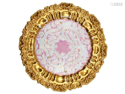 A GOLD DECORATED MEISSEN PORCELAIN FLORAL PLATE