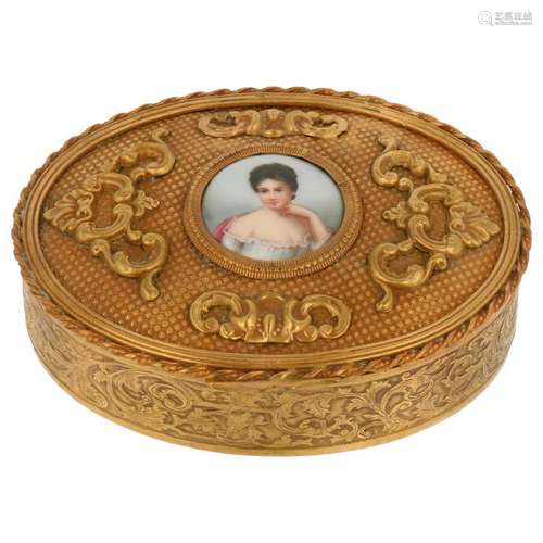 Jewelery box.