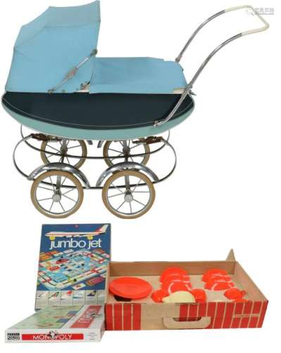 (4x) Toys and dolls wagon.