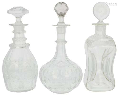 (3x) Decanters.