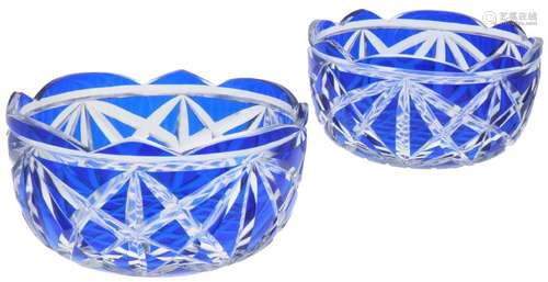 (2x) Crystal bowls.