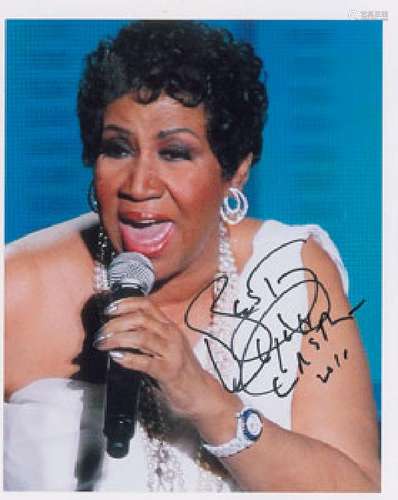 Aretha Franklin Signed Photograph