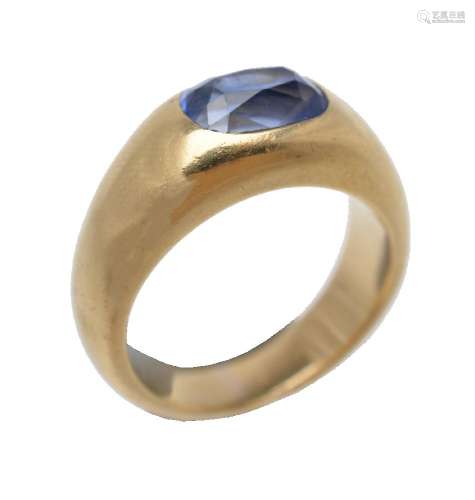 A mid 20th century single stone sapphire ring
