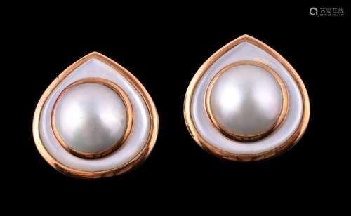 ϒ A pair of mabé pearl and mother of pearl ear clips by Marina B