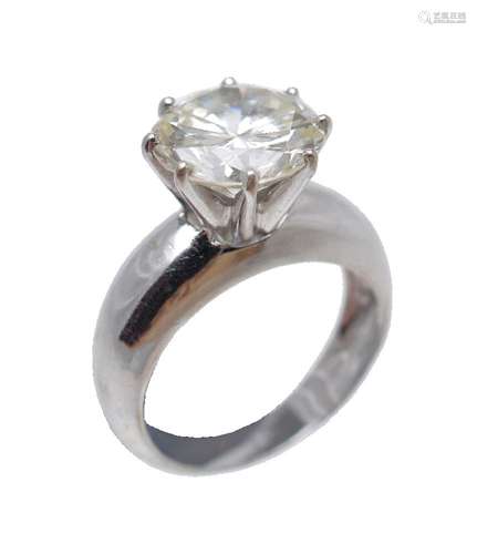 A single stone diamond ring