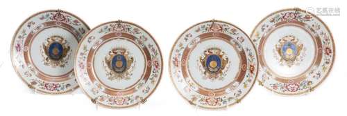 Quatre assiettes en porcelaine blanche de Chine de la Compagnie des Indes à décor [...]