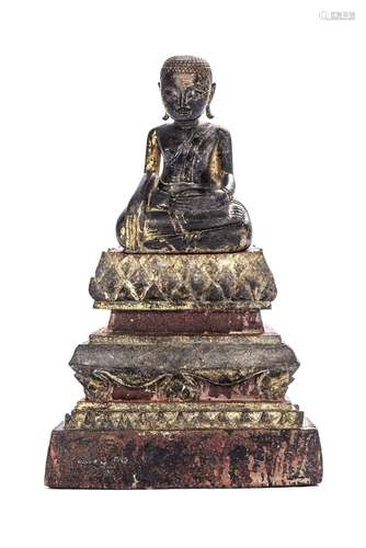 Bouddha Maravijaya en bois laqué à traces de dorures, Birmanie, Royaume d'Ava, [...]