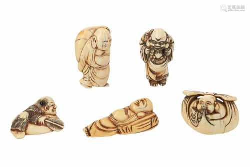 Lot of five netsuke, 1) Ivory standing Hotei with bag. Signed Kakihan. H. 5 cm. 2) Ivory karako with